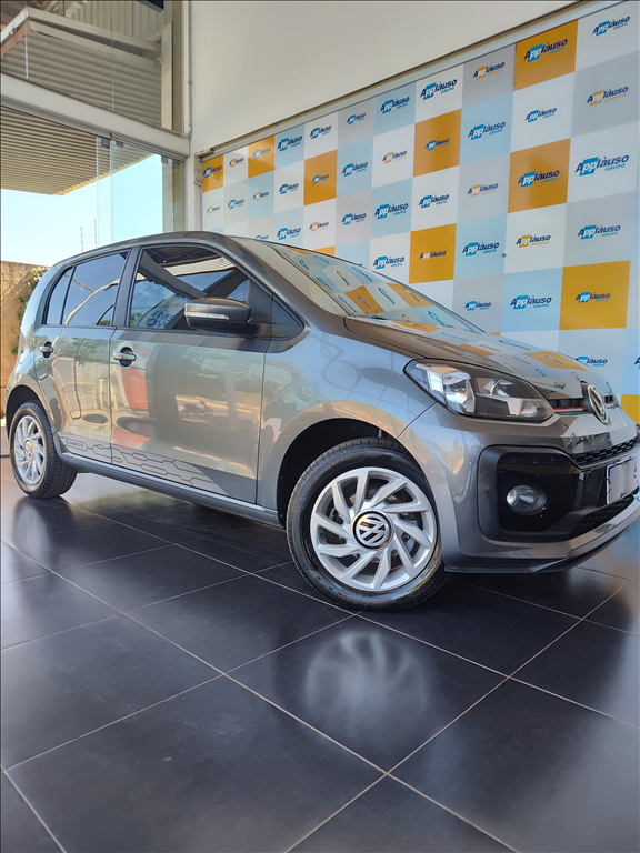Volkswagen Up - 1.0 170 TSI TOTAL FLEX CONNECT 4P MANUAL