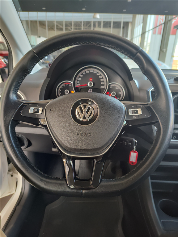 Volkswagen Up - 1.0 TSI MOVE UP 12V FLEX 4P MANUAL