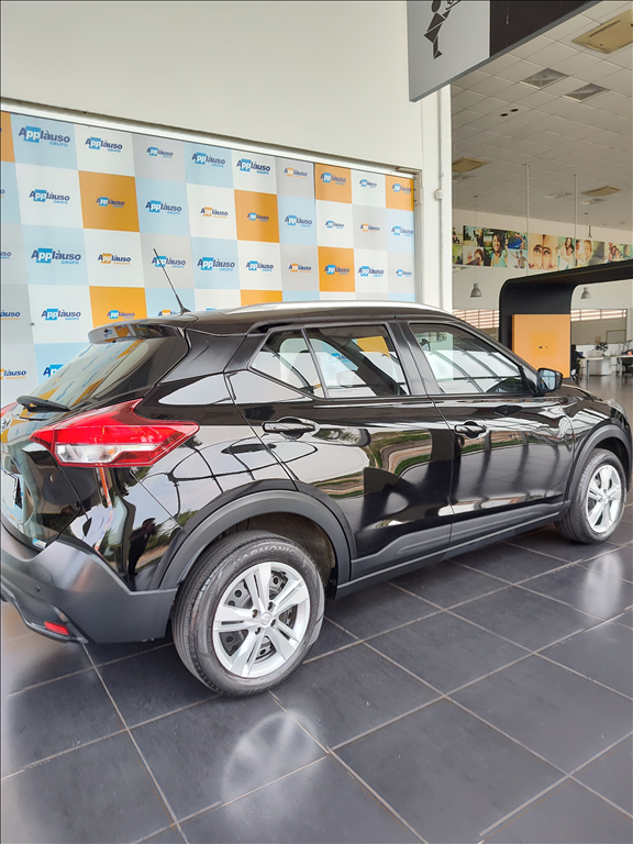 Nissan Kicks - 1.6 16V FLEXSTART S 4P XTRONIC