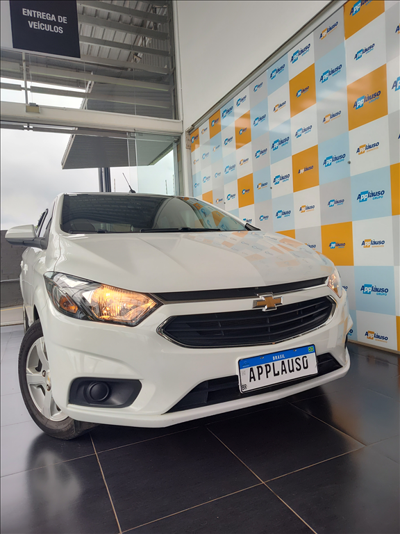 Chevrolet Onix - 1.4 MPFI LT 8V FLEX 4P MANUAL