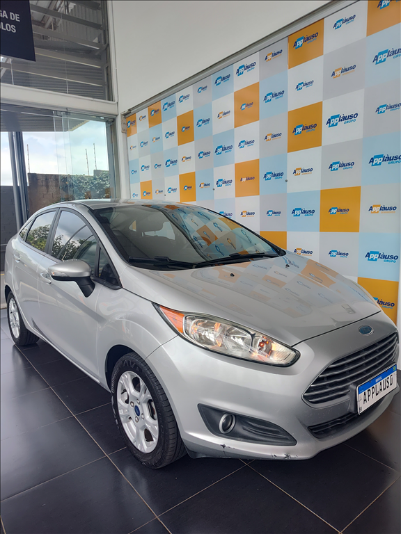 Ford Fiesta - 1.6 SE SEDAN 16V FLEX 4P POWERSHIFT