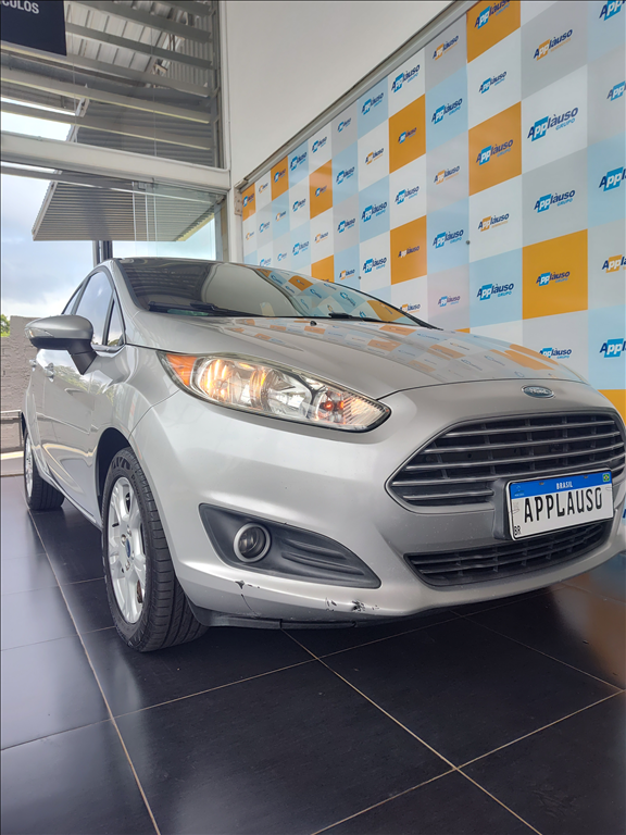 Ford Fiesta - 1.6 SE SEDAN 16V FLEX 4P POWERSHIFT