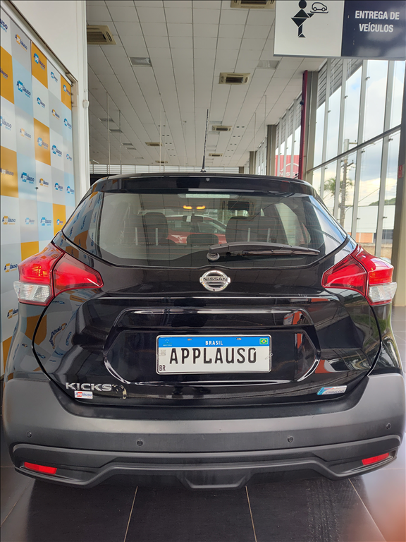 Nissan Kicks - 1.6 16V FLEXSTART S 4P XTRONIC