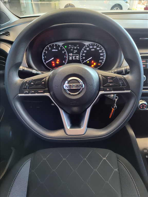 Nissan Kicks - 1.6 16V FLEXSTART S DIRECT 4P XTRONIC