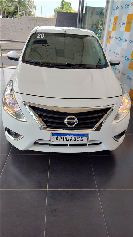 Nissan Versa - 1.6 16V FLEXSTART SV 4P XTRONIC