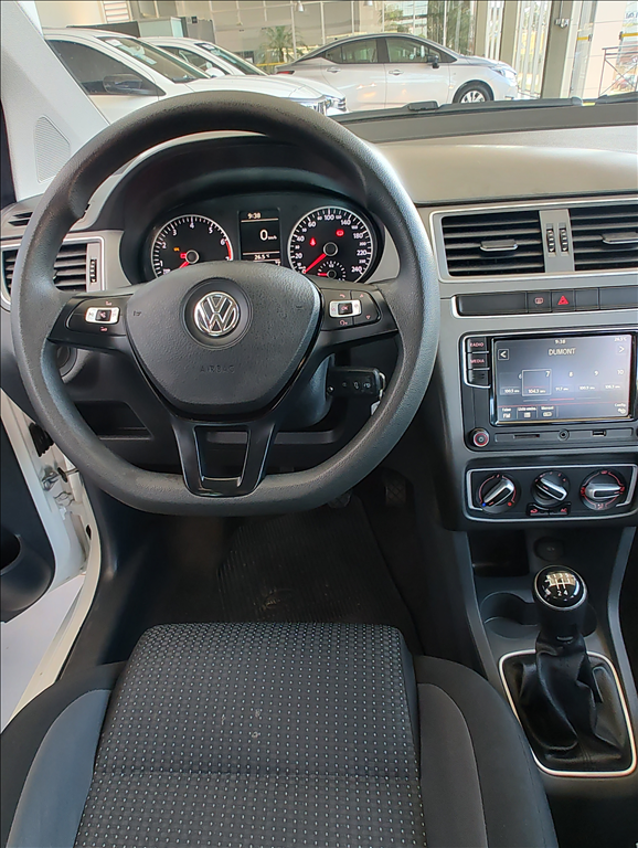 Volkswagen Fox - 1.6 MSI TOTAL FLEX CONNECT 4P MANUAL