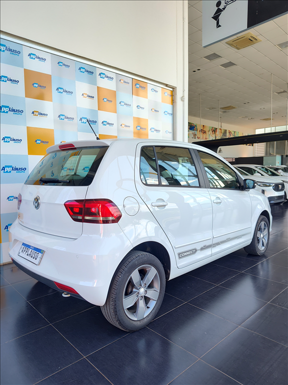 Volkswagen Fox - 1.6 MSI TOTAL FLEX CONNECT 4P MANUAL