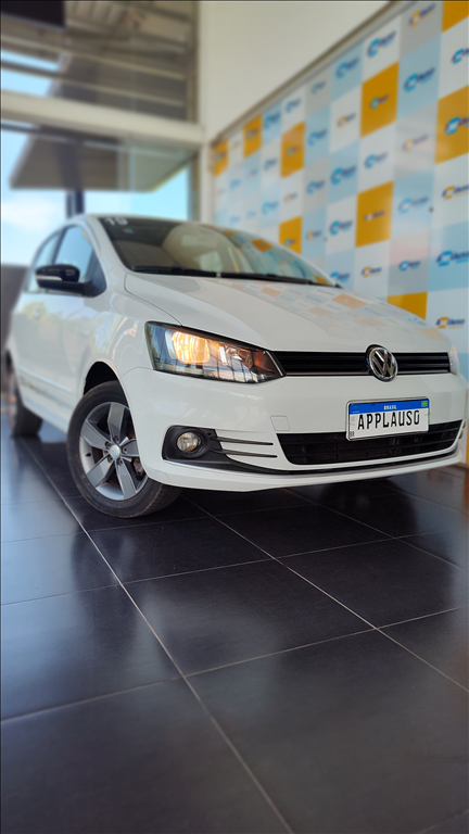 Volkswagen Fox - 1.6 MSI TOTAL FLEX CONNECT 4P MANUAL